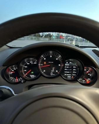 Porsche Cayenne cena 221400 przebieg: 77000, rok produkcji 2013 z Słupsk małe 781